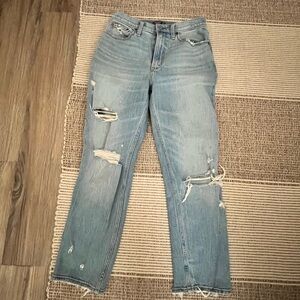 Abercrombie cropped distressed ankle jeans